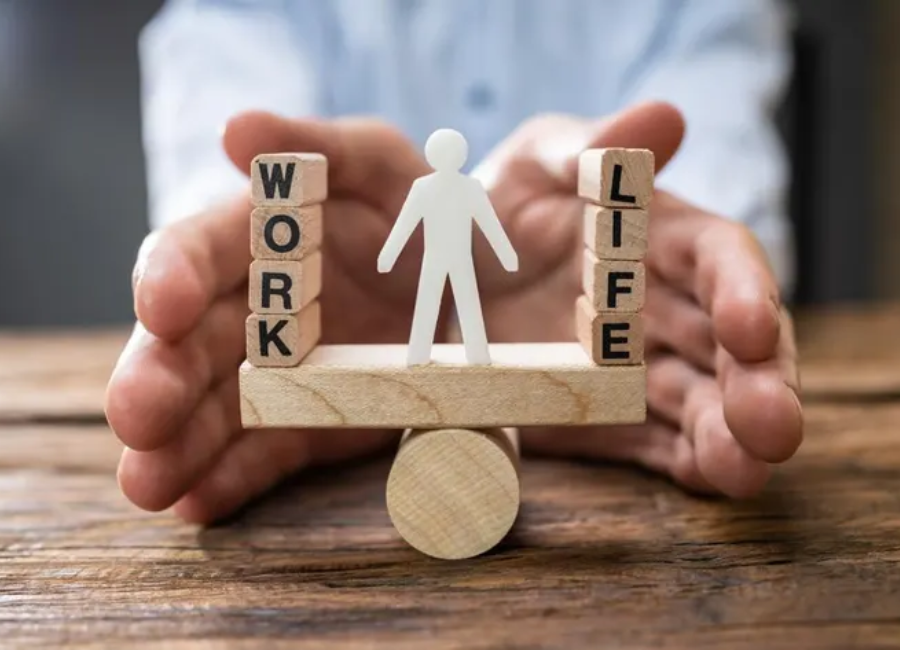 Mastering Work-Life Balance with Online Learning at CodeToHire.in